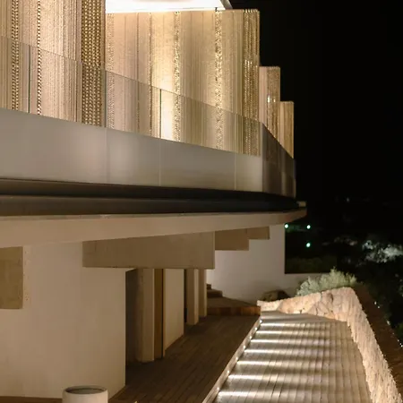 Urbana Hotel 5*
