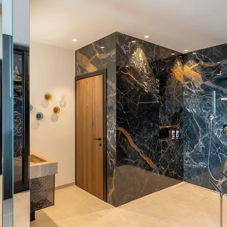 Urbana 5* Porticcio (Corsica)