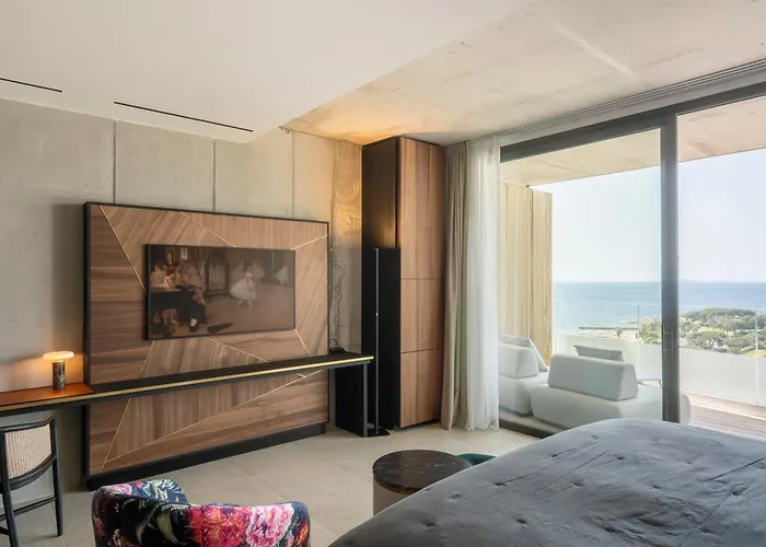 Urbana Hotel Porticcio (Corsica)