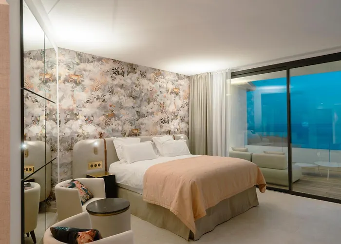 Hotel Urbana Porticcio (Corsica)